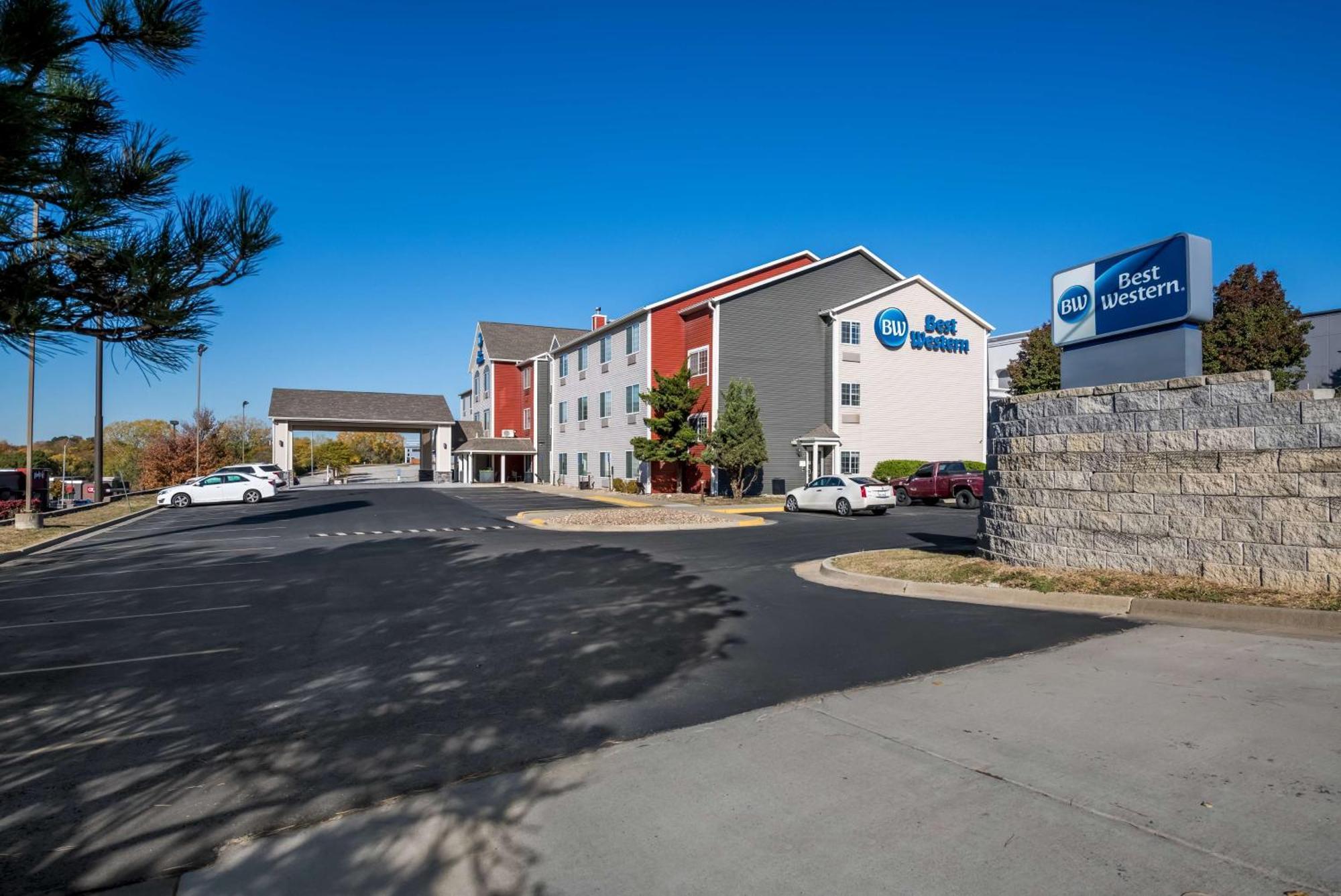 Best Western Worlds Of Fun Kansas City Esterno foto